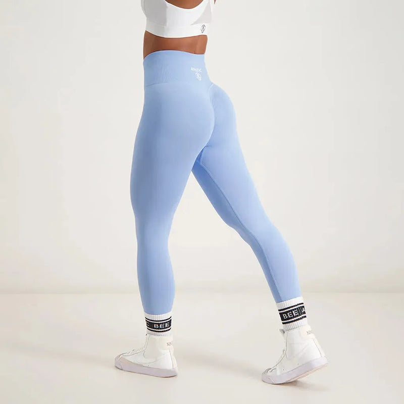Fusion - Nahtlose Scrunch-Leggings in Himmelblau 